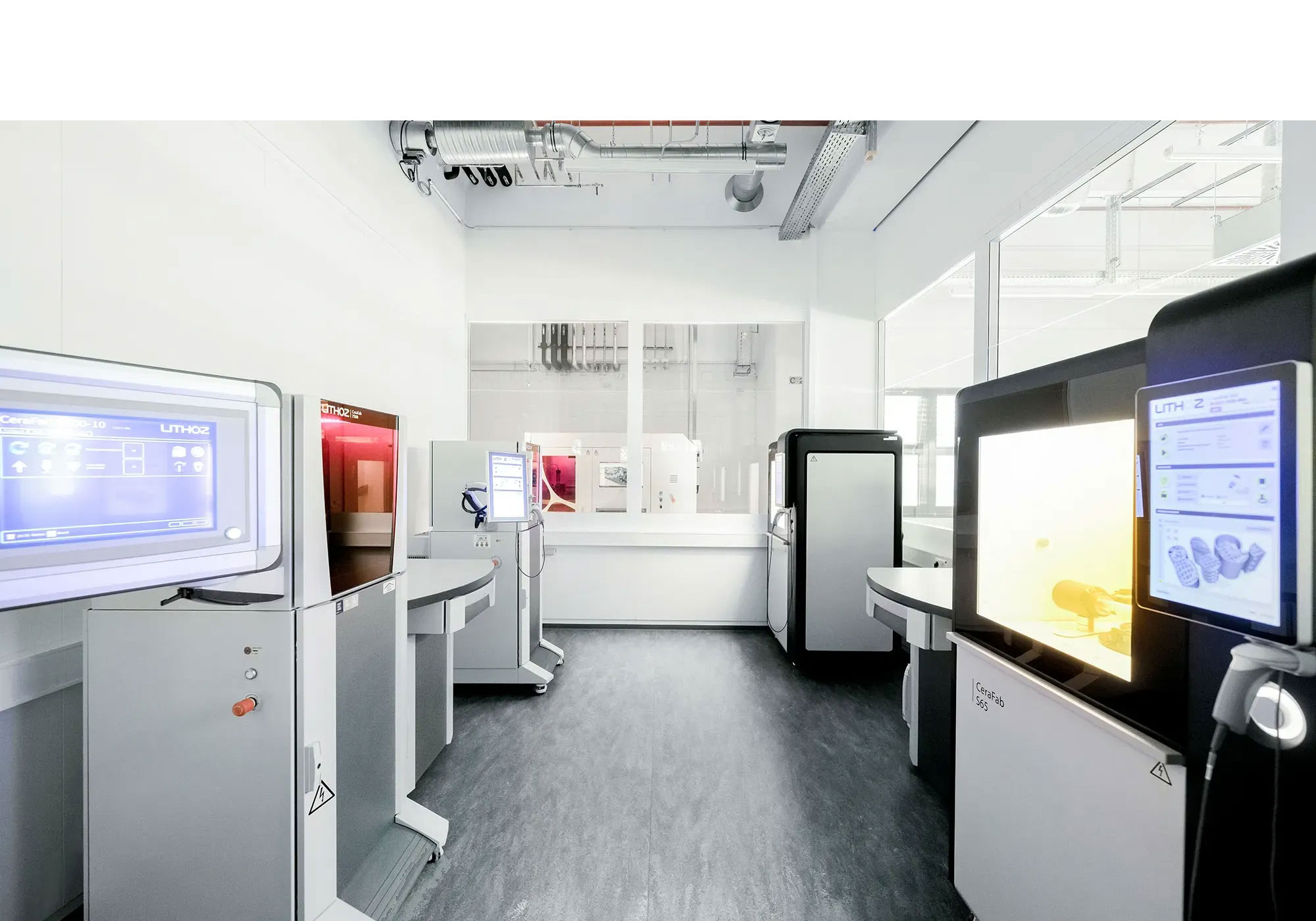 team of sinto advanced ceramics
